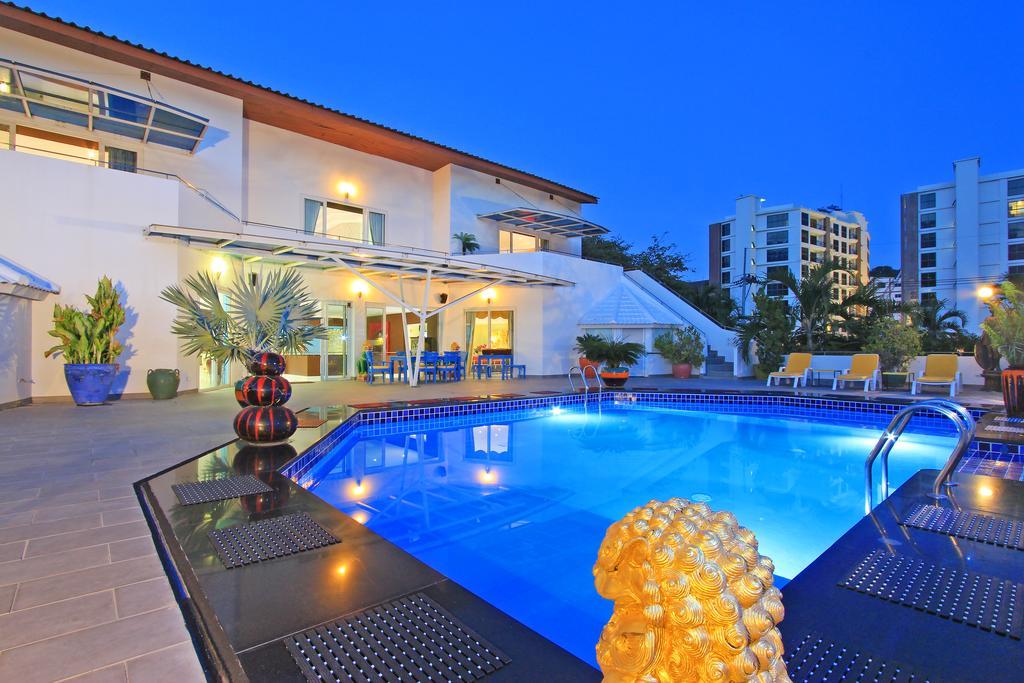 Sharrow Bay Villa Pattaya Exterior photo