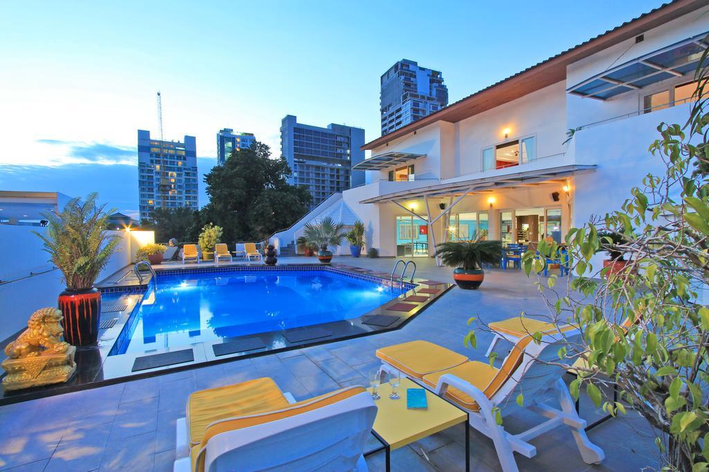Sharrow Bay Villa Pattaya Exterior photo