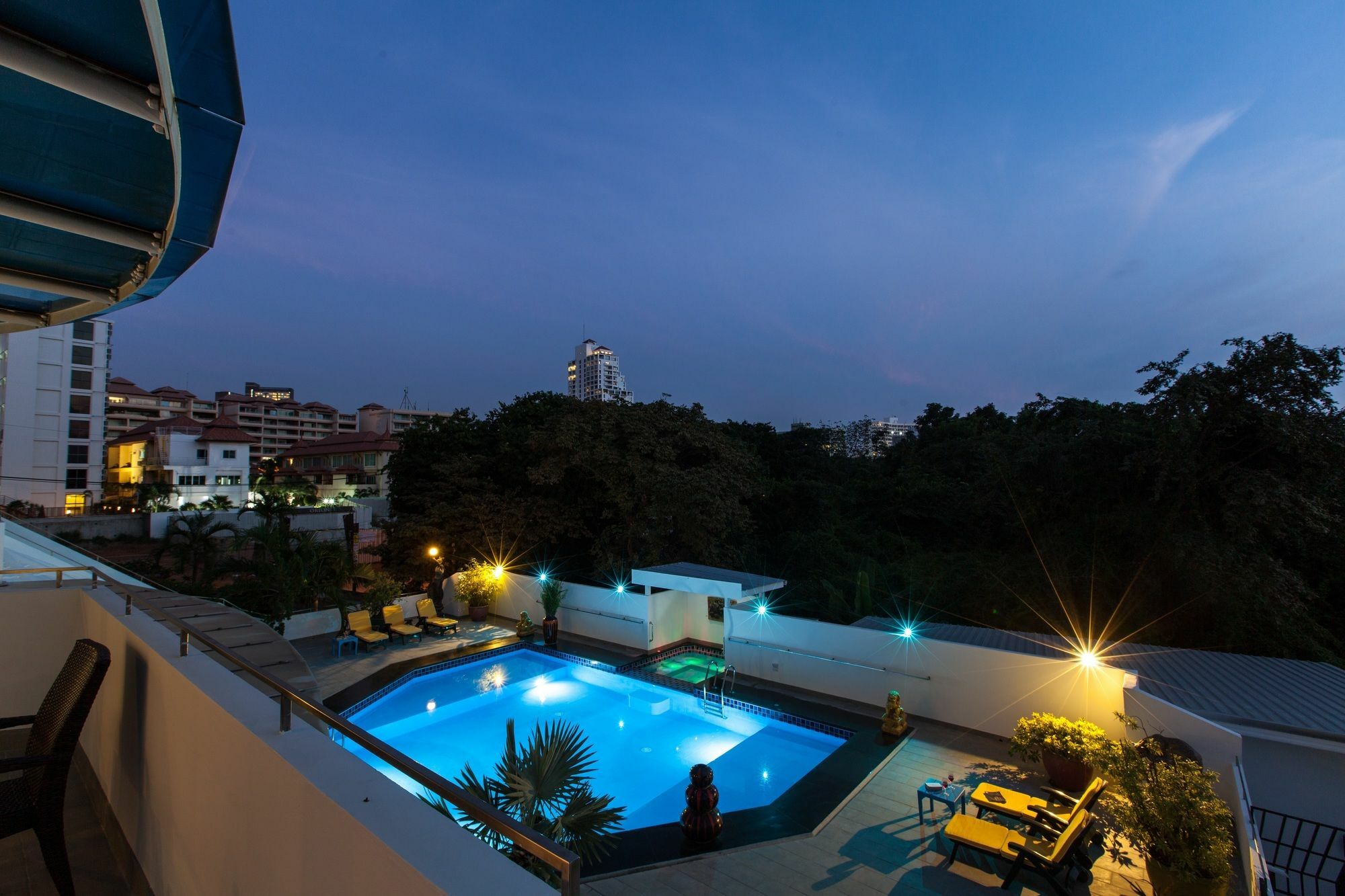 Sharrow Bay Villa Pattaya Exterior photo